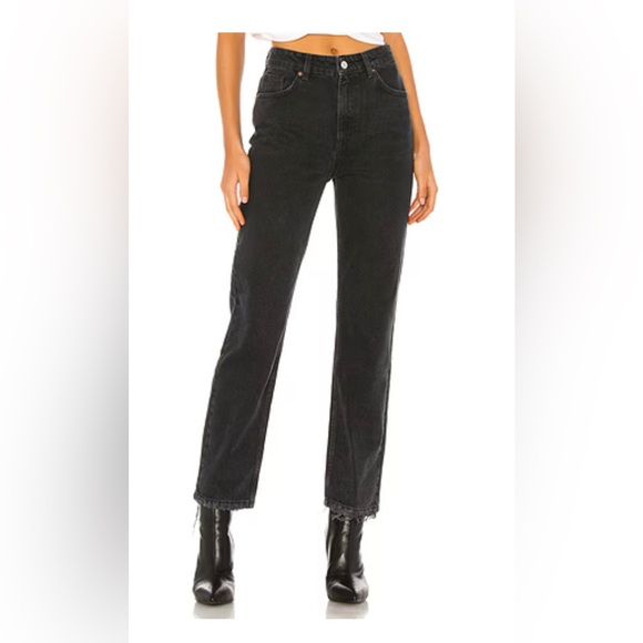 Free People Denim - Free People Dakota Straight Leg Jean in Black size 27